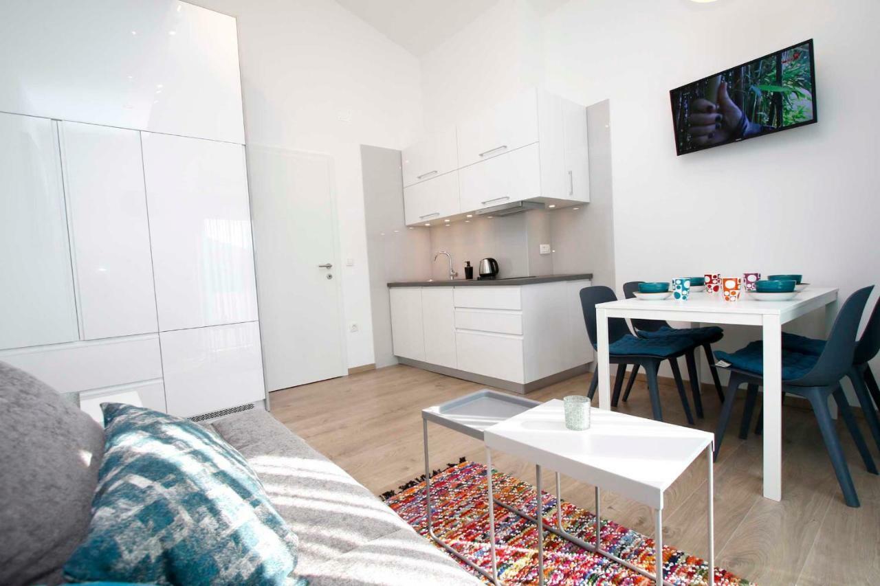 Apartments Besker Makarska Exterior photo